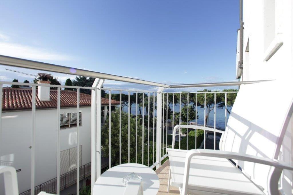 Hotel San Marco Peschiera del Garda Bagian luar foto