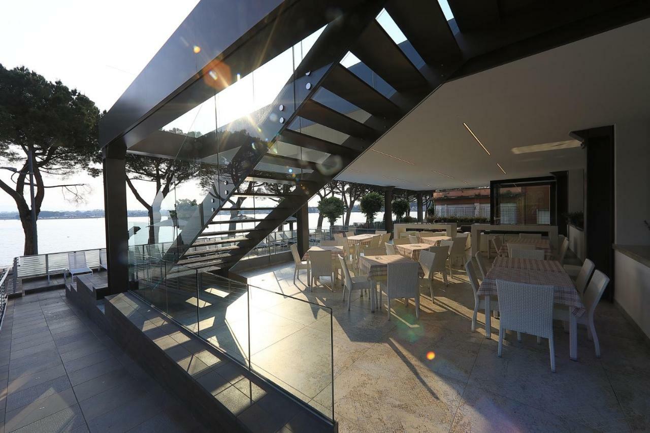 Hotel San Marco Peschiera del Garda Bagian luar foto