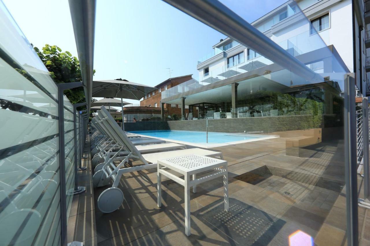 Hotel San Marco Peschiera del Garda Bagian luar foto