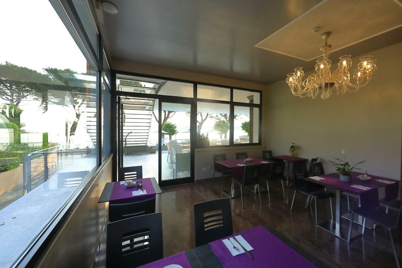 Hotel San Marco Peschiera del Garda Bagian luar foto